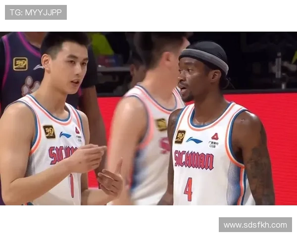 萨姆纳加盟广东？霍楠暗示难携手朱芳雨：四川队正深陷低谷